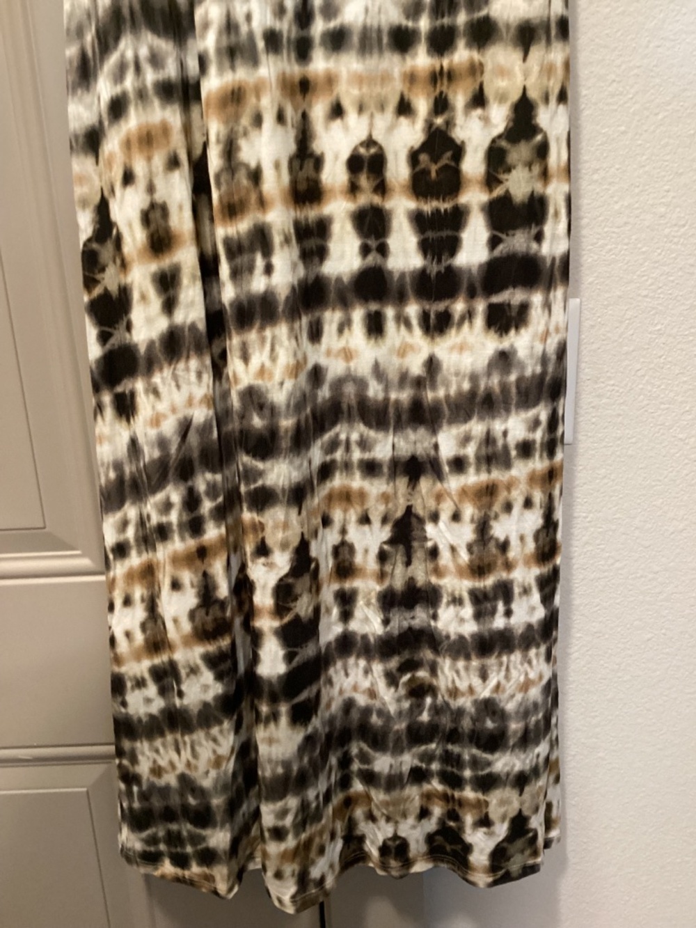 Karen Kane Brigitte Tie Dye Sleeveless Midi Dress, size M - Picture 9 of 14